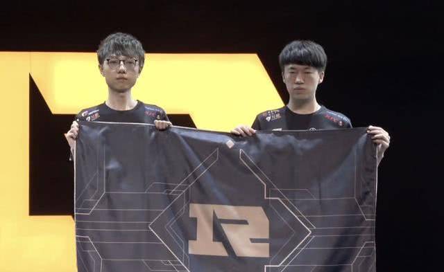 维拉蒂：不排除明年去意甲首次效力，我会在年底看看情况